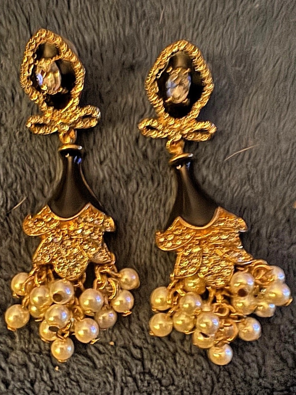 Black & Gold Pearl Drop Earrings-New